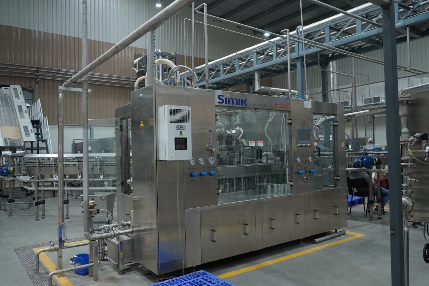 RAPIDfill-C can filler-seamer, full machine view