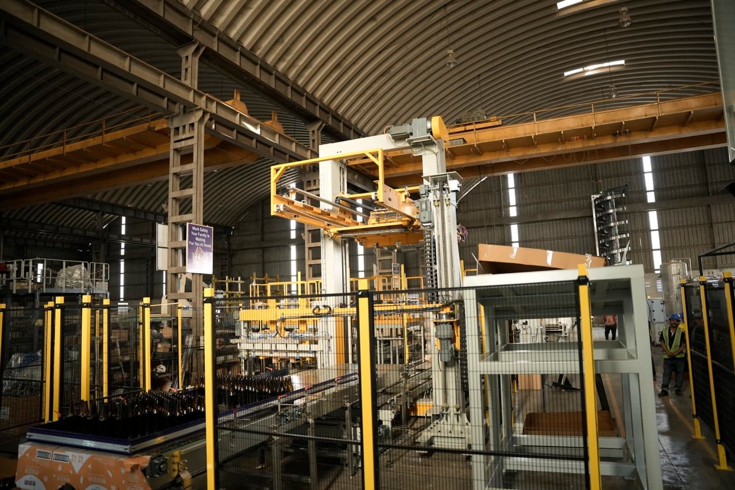 Bottle De-palletiser