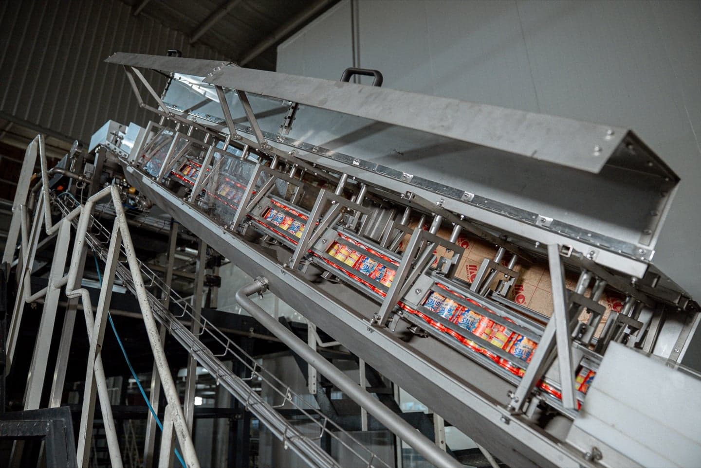 RAPIDrinse on CSD line, rinser/filler with product