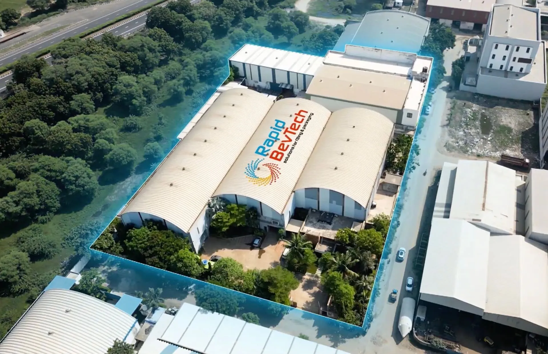 Vista aérea de la planta de Rapid BevTech en Vatva, Ahmedabad