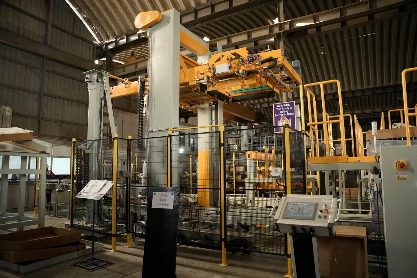 RAPIDdepal-B Glasflaschenentpalettierer, Gesamtansicht